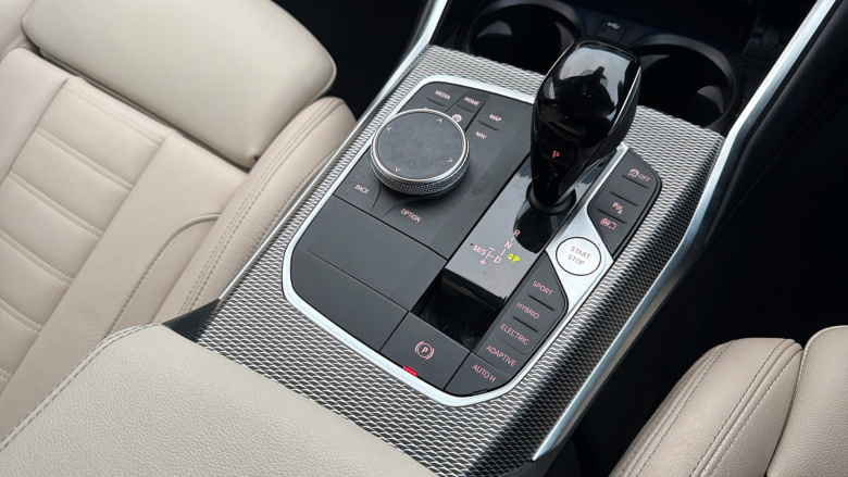 BMW 3 Series 330e M Sport 4dr Step Auto Saloon